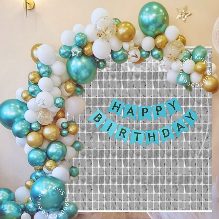 King Wall Garland Decoration